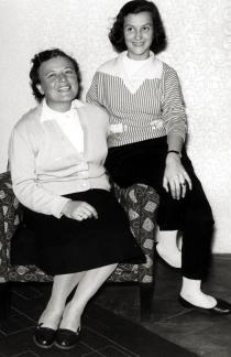 Stella Semenowsky mit ihrer Tochter Dalia Smolka
