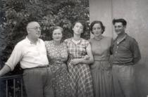 Luna Davidova with her family and husband