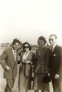 Mario Modiano with Dario Gabbai and friends