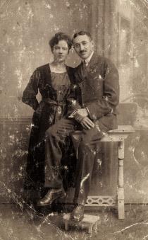 Engagement photo of  Gyula and Margit Preisz