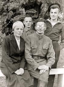 Galina Shkolnikova's husband Alexander Shkolnikov's family