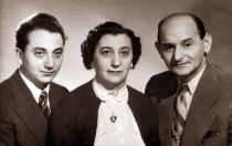 The wedding anniversary photo of Peter Reisz's parents Imre and Olga Reisz