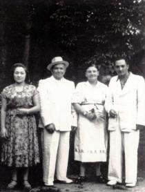Dina Orlova with her parents and her brother