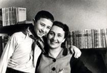 Ida Limonova with her older son Yuri Shafir