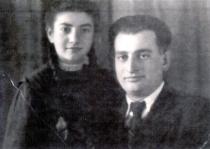 Semyon Gun with his brother Alexandr  and sister Bella