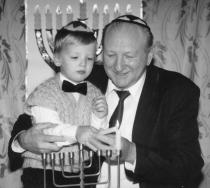 Vladimir Goldman and his grandson Dennis Bykov