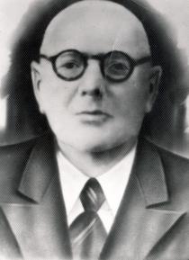 Vladimir Olgart's father Mordko Olgart