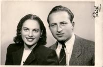 Polgár Ferencné férjével