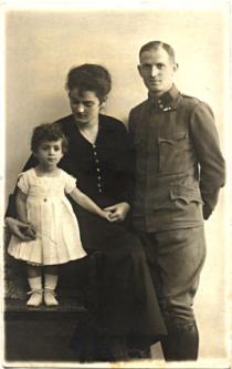Hugo Schuller with his wife Clairette and daughter Lea
