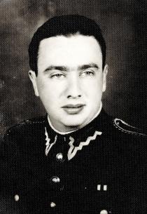 Leon Glazer as an officer of the Polish People's Army