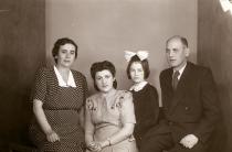 Rena Michalowska with her family in Walbrzych soon after WWII