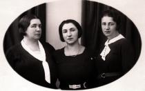Matilda Kleinova, Serena Silagy and Irena Simkova